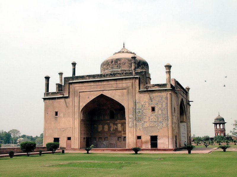 Chini ka Rauza