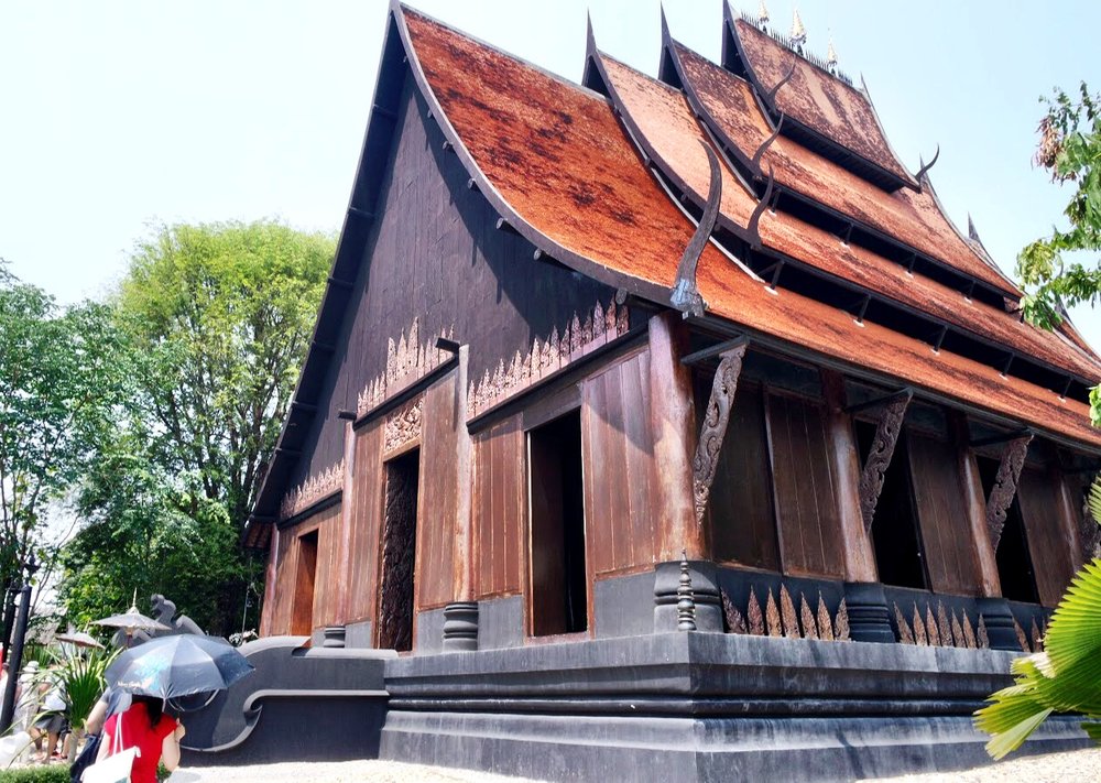 Baan Dam Museum