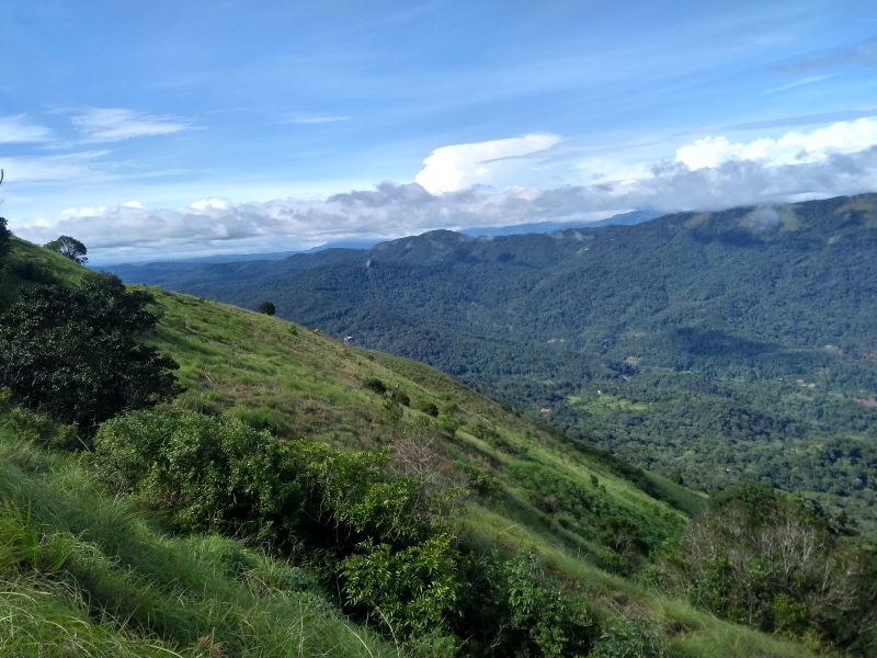 Tadinadamol Peak