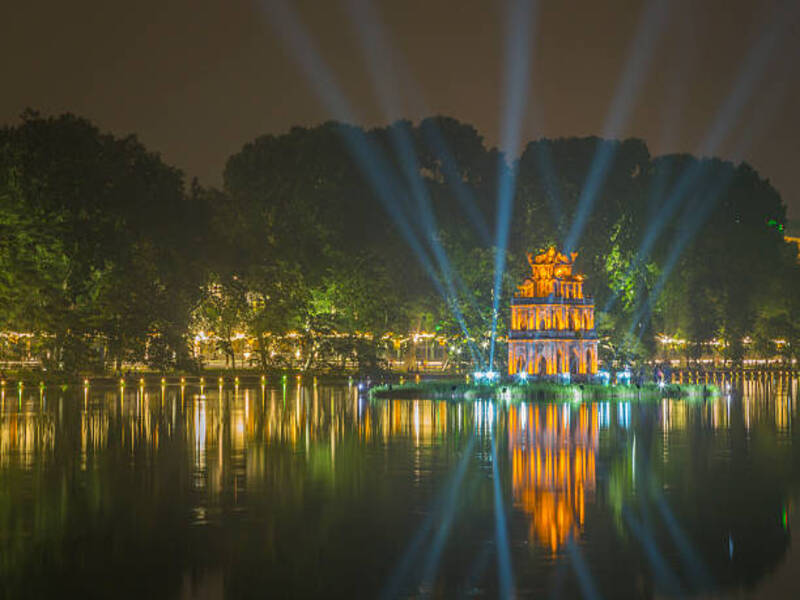 Hoan Kiem Lake