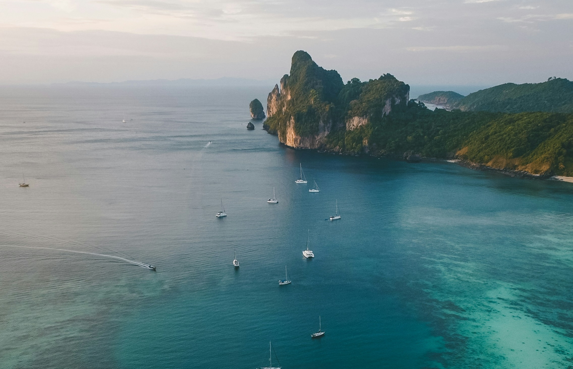 Phuket and Bangkok 5 Nights 6 Days Package