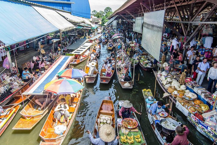 Maeklong Railway, Floating Market, Siam Cultural Park and Nakhon Pathom City Tour