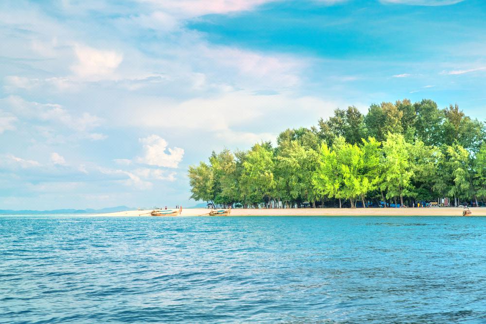 One Day Trip Pattaya Bamboo Island
