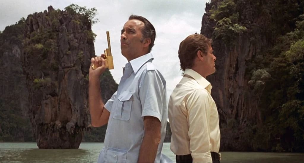 James bond Highlight by Long tail Boat