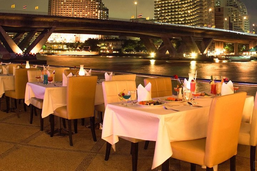 Sunset Special: Meridian Cruise on Chao Phraya River with Buffet Dinner