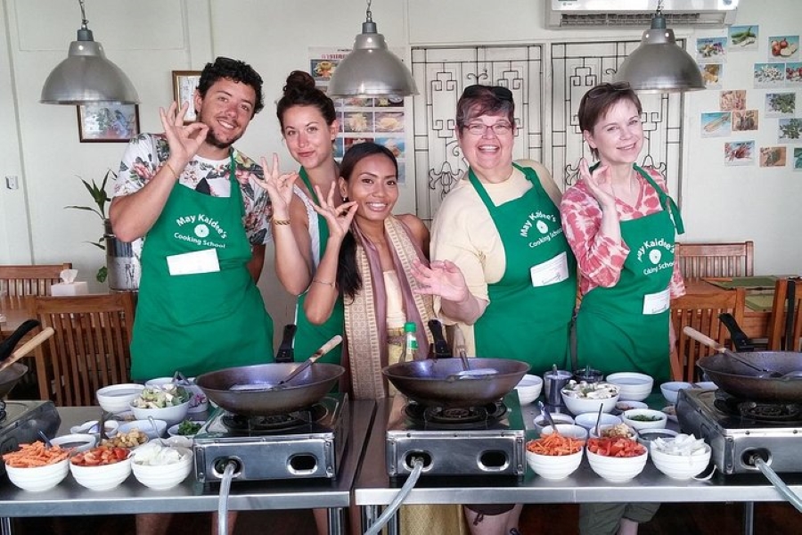 May Kaidee Cooking Class