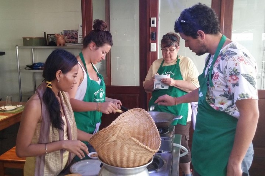 May Kaidee Cooking Class