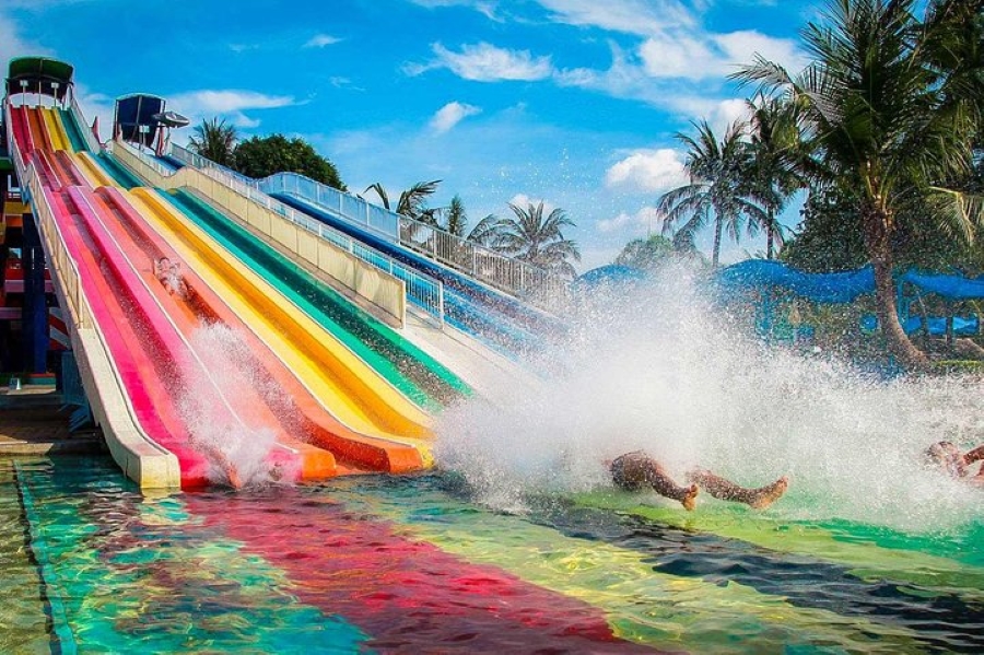 Siam Park with Private Transfer (Minimum 2 pax)