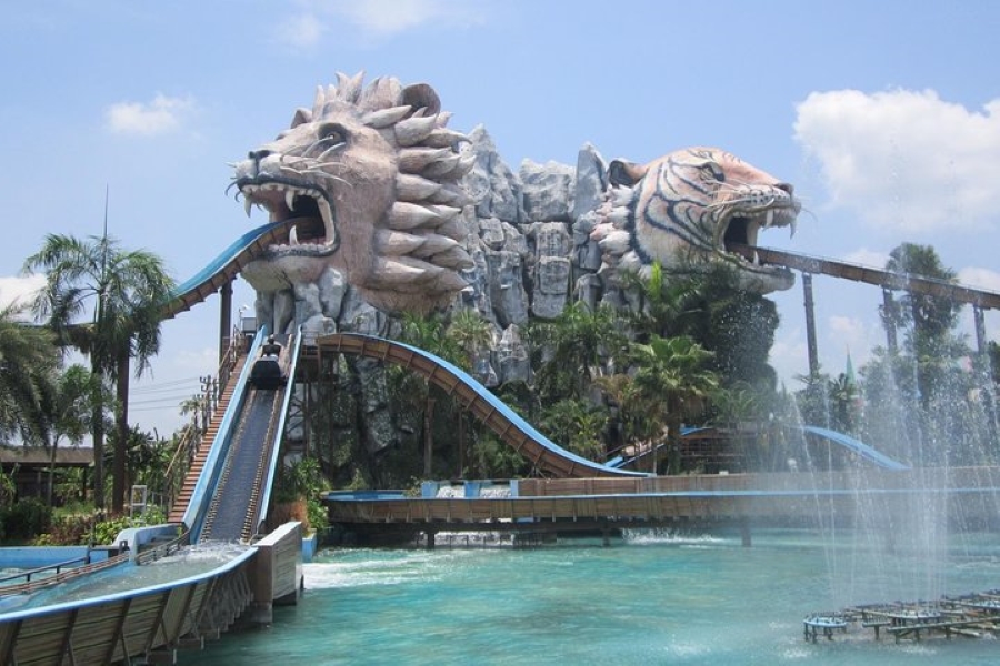 Siam Park with Private Transfer (Minimum 2 pax)