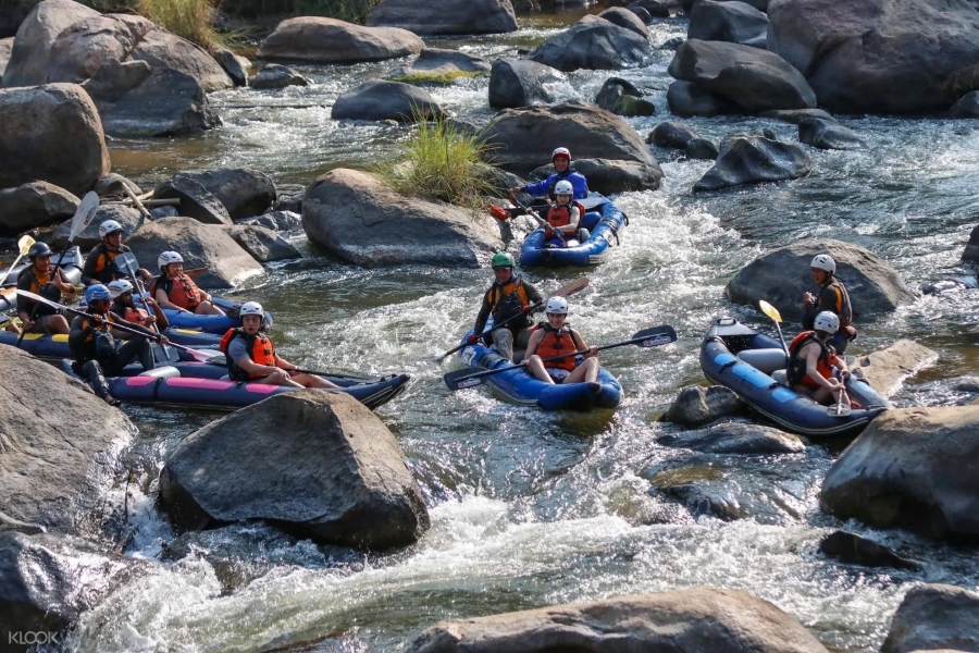 Full Day Experience Trek Mae Tang Area By Local Truck