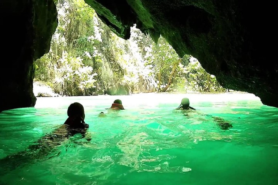 Morakot Cave tour with Lunch