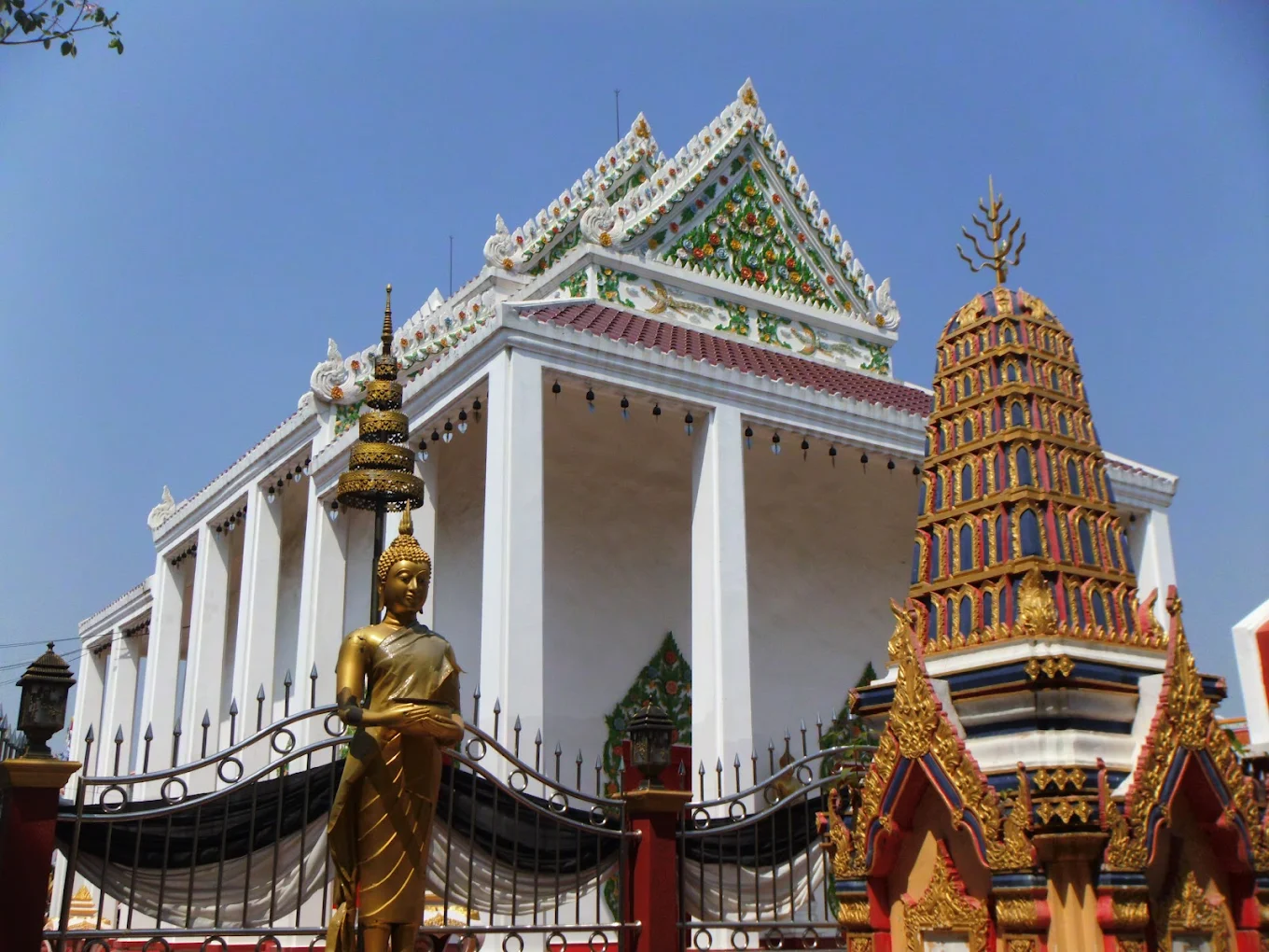Bangkok Countryside Sunset & Local Market Temple Experience