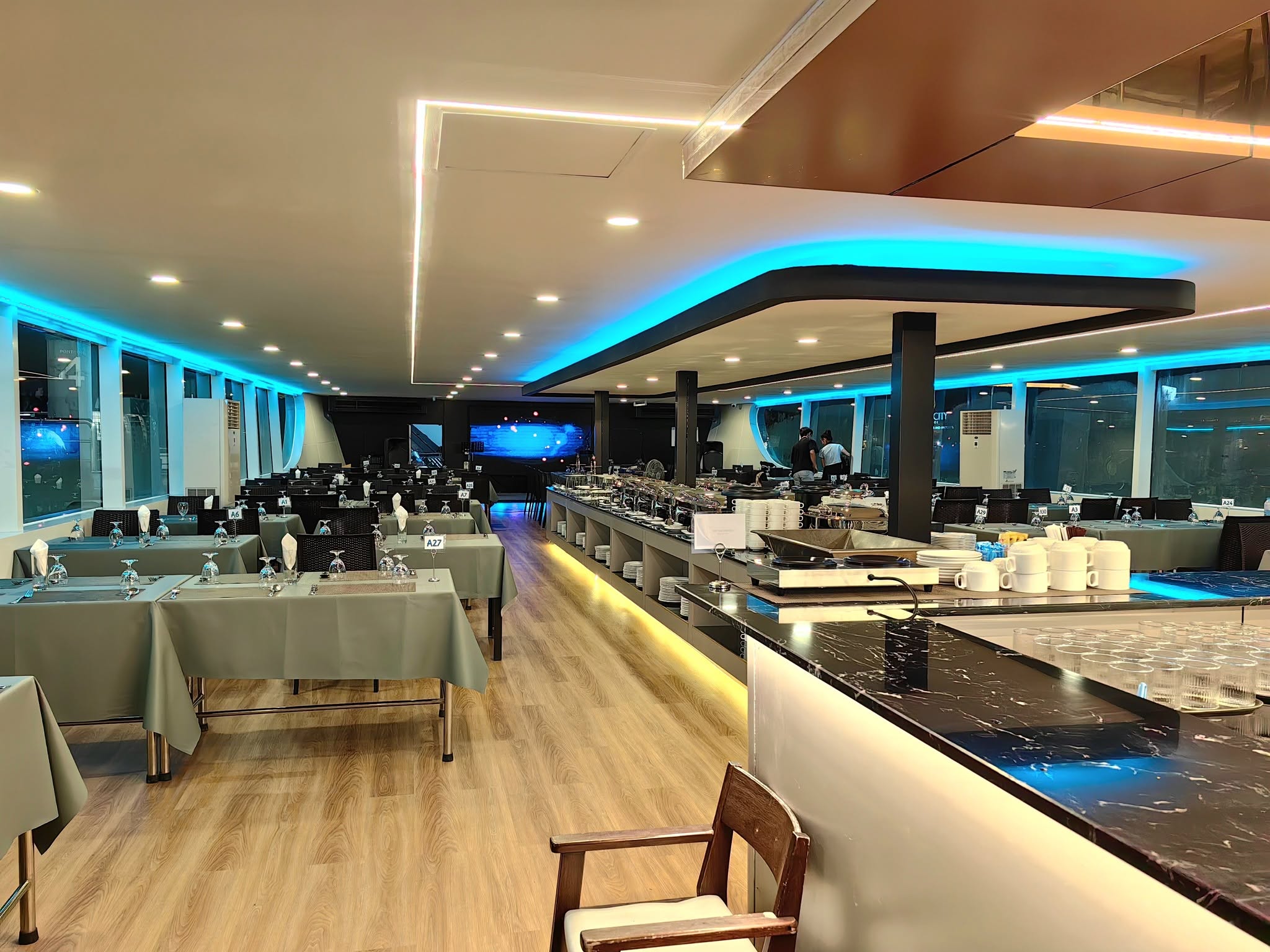 Bangkok Unicorn Dinner Cruise Admission Ticket