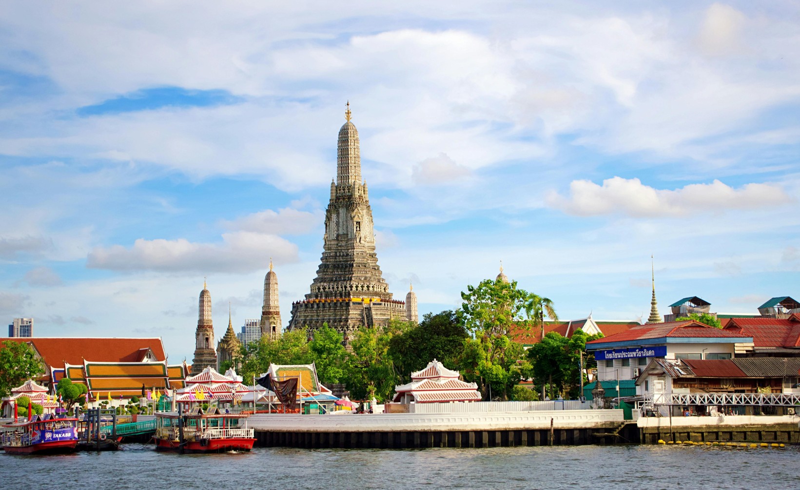 Bangkok's Iconic Three Temple Tour with Grand Palace and Canal Tour
