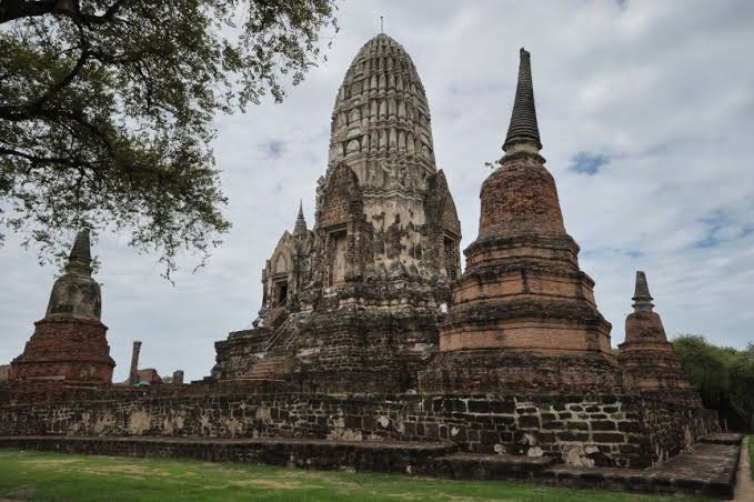 Best Three Heritage Temple and City Tour by Bus