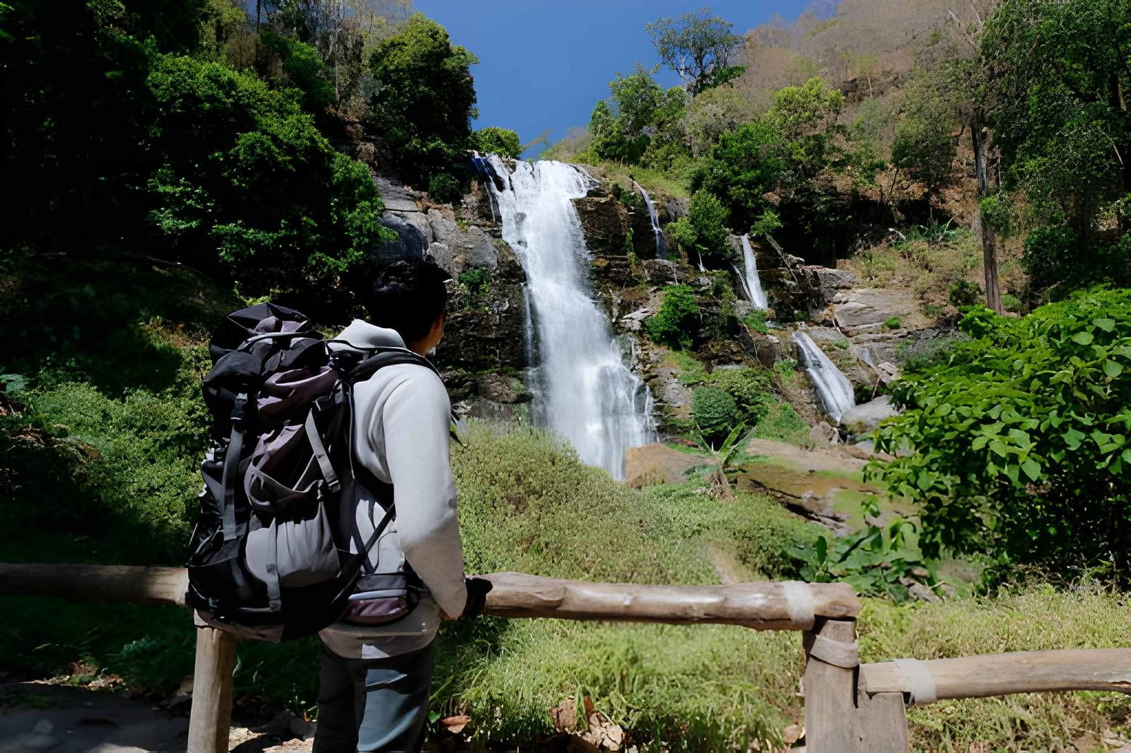 Doi Inthanon National Park Adventure: Pha Dok Siew Nature Trail, Rice Terraces, Waterfalls, and Farmland