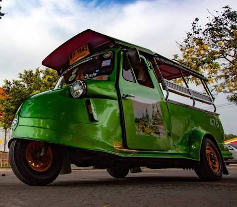 Froggy Tuktuk to Famous Attractions, Floating Market and Sunset Boat Ride Tour in Ayutthaya from Bangkok