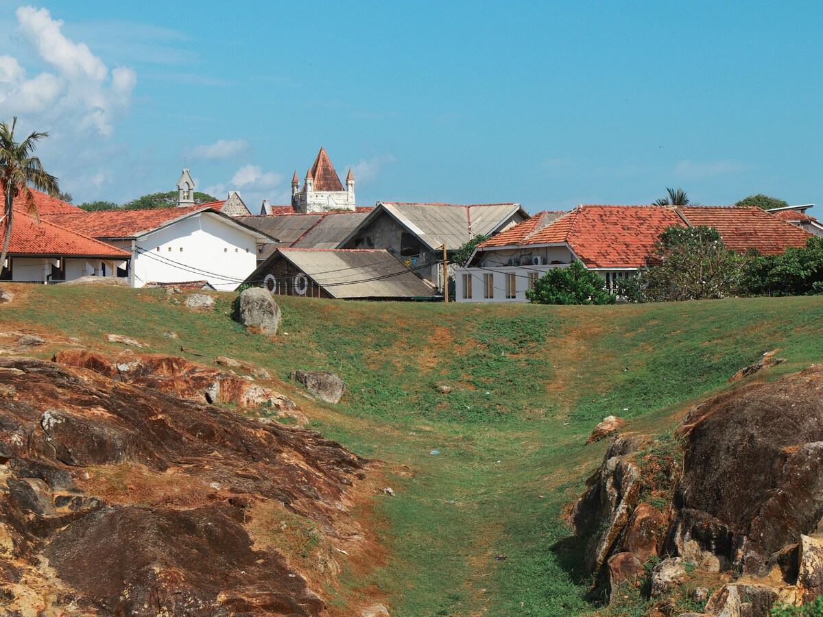 Galle to Hikkaduwa with Transfer - Ending from Hikkaduwa