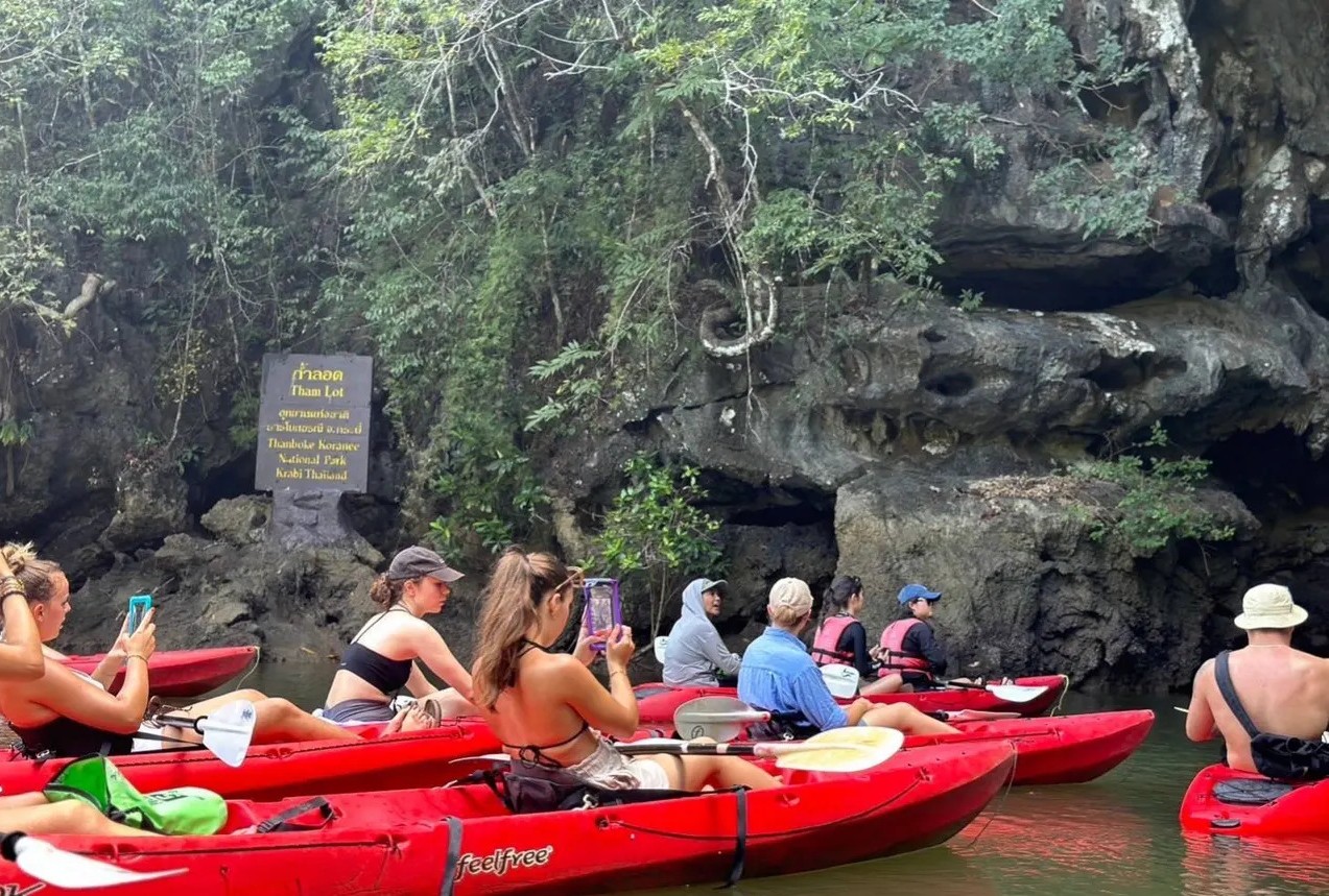One Day Tour Kayaking at Bor Thor