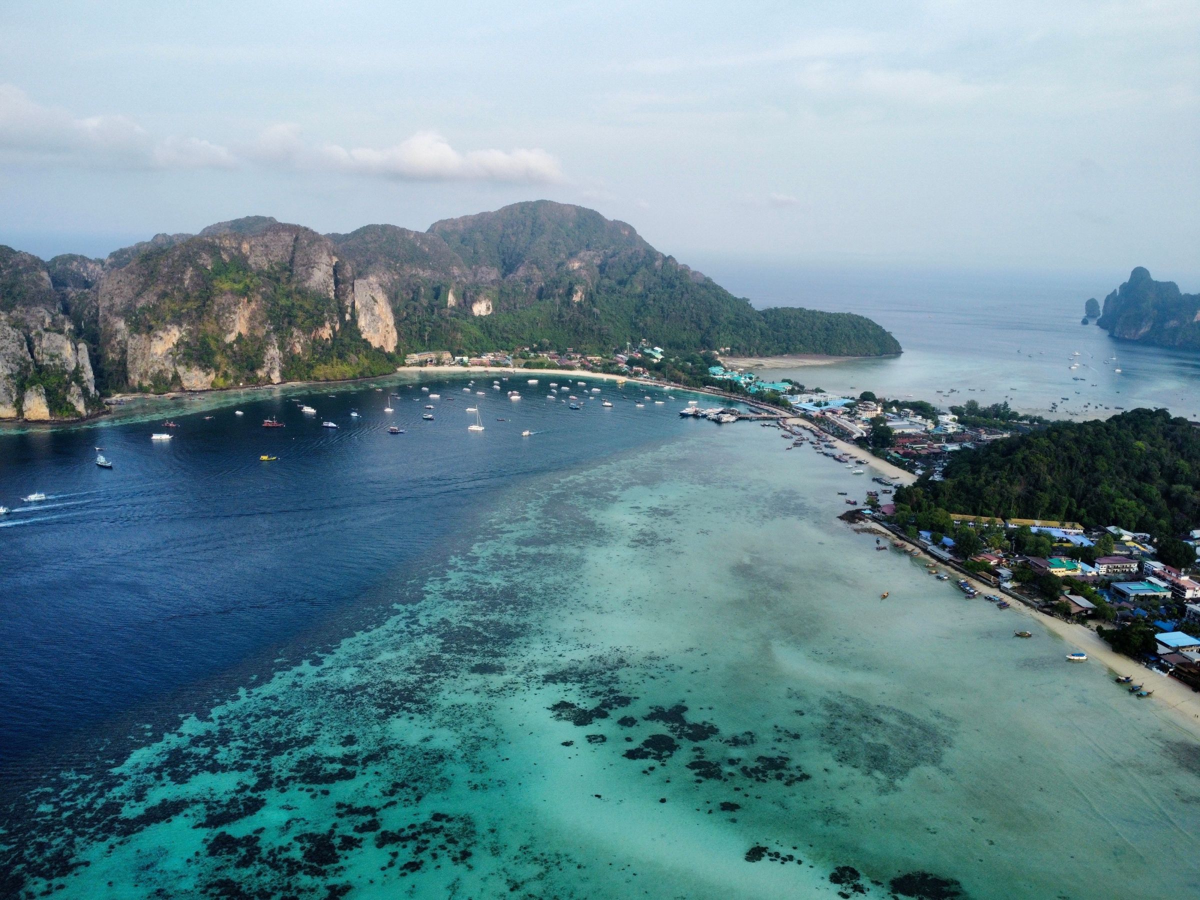 Phi Phi Island Maya Bamboo Full Day Tour by Luxurious Speed Catamaran