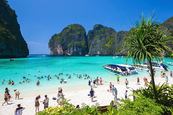 Phi Phi Island Tour by Big Boat By Royal Jet Cruiser (First Class)