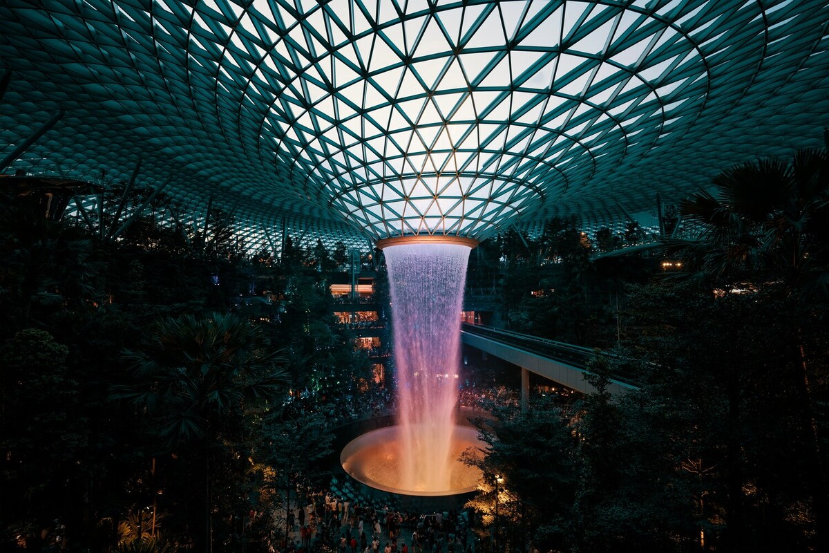  Singapore Private Transfer Arrival or Departure for  Airport or Cruise
