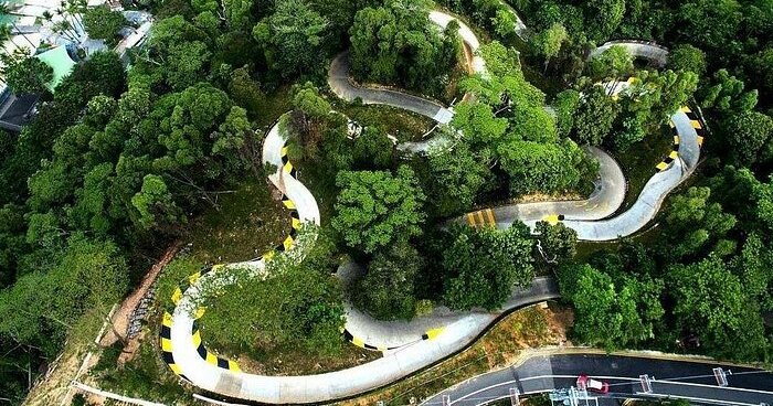 Skyline Luge  and skyride Ticket in Sentosa Island 