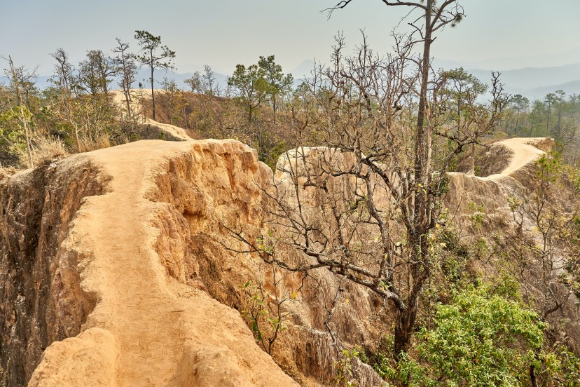 Pai Full-day Tour from Chiang Mai (Transfer starts from Chiang Mai and ends at Chiang Mai by an SUV)