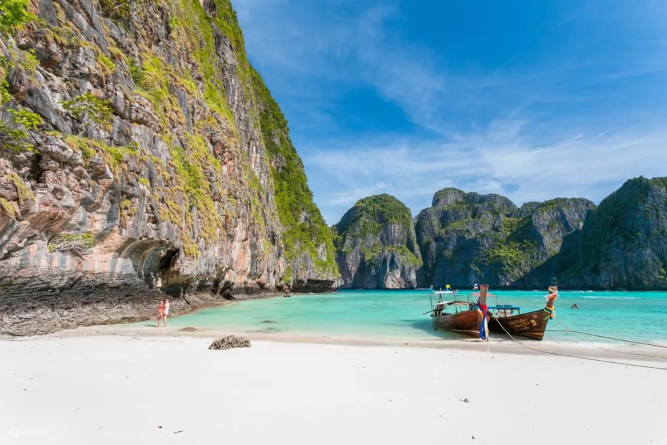 Klong Muang to Klong Jilad Private Transfer by car (1-3pax)
