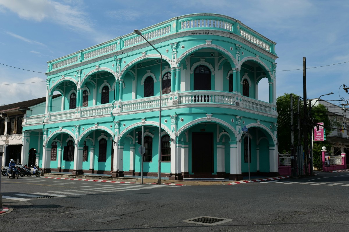 Phuket Van Rental for 10 Hrs