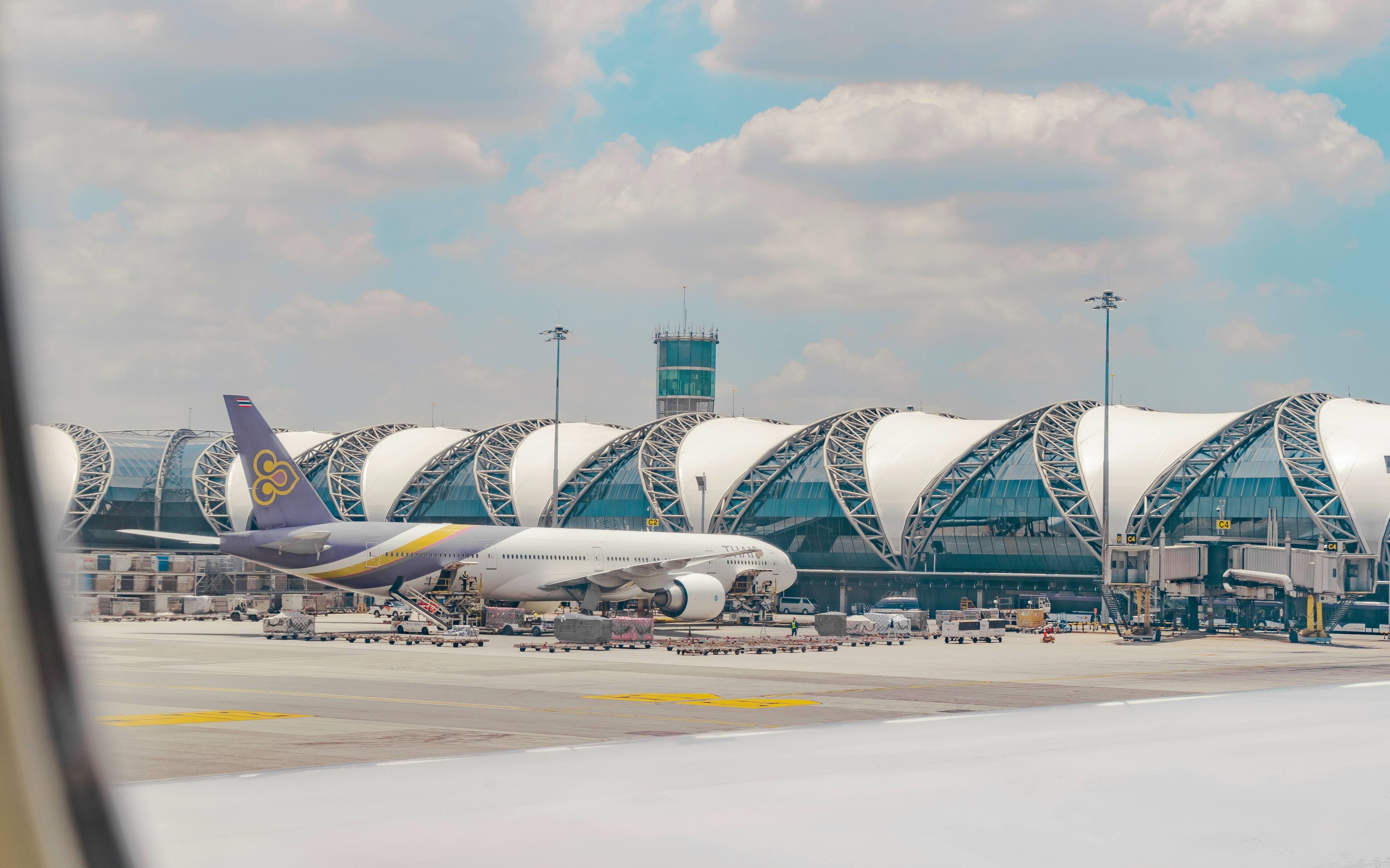 Bangkok Hotel to Suvarnabhumi Airport (BKK) by Car (1–3 Pax)