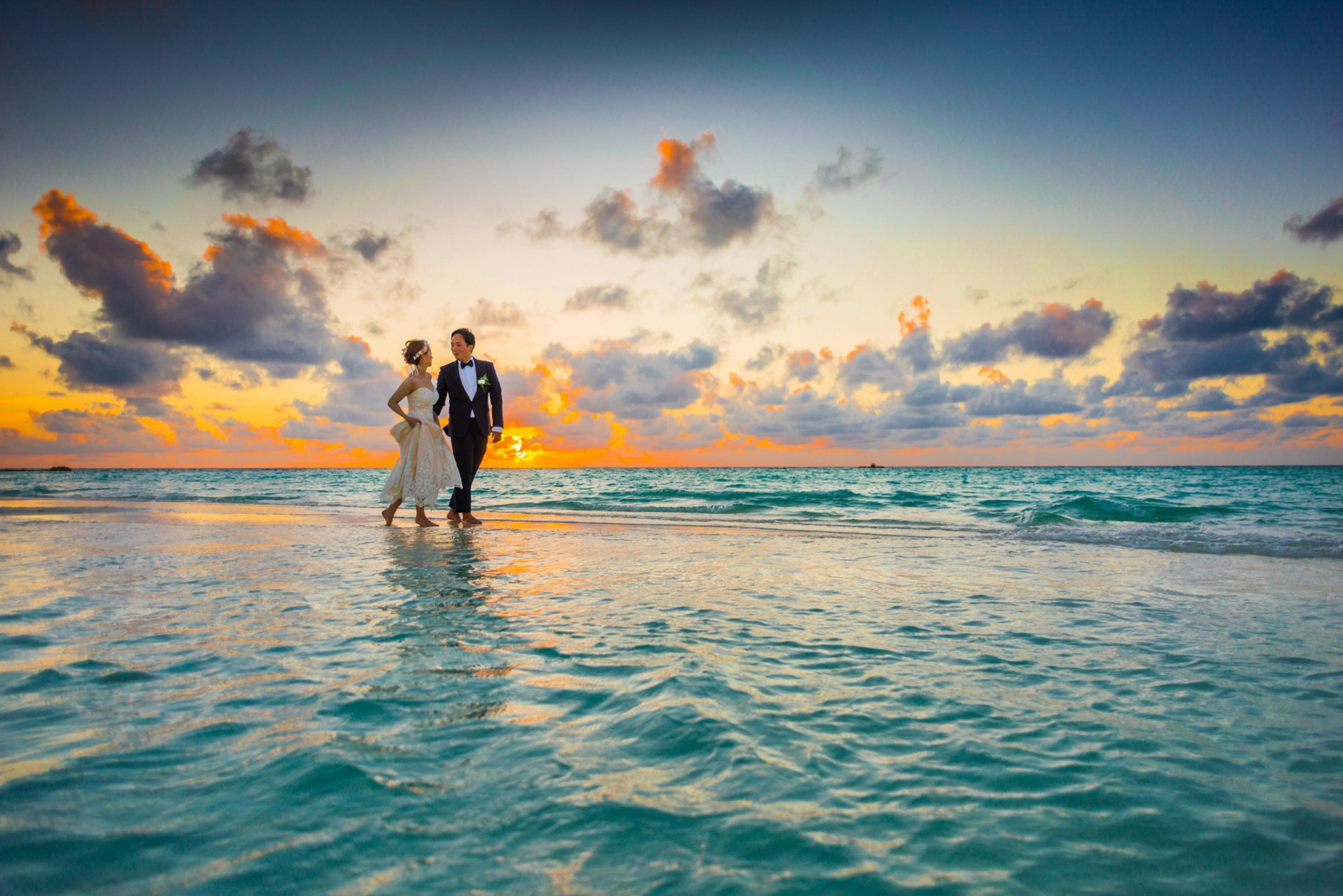Pink Beach Western Wedding in Ko Sichang